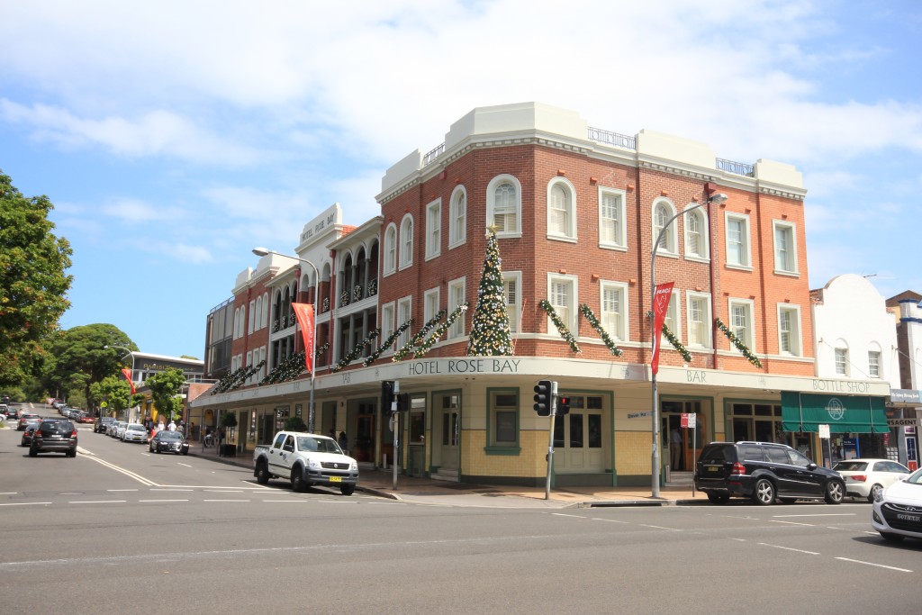 Hotel Rose Bay, New South Head Road.